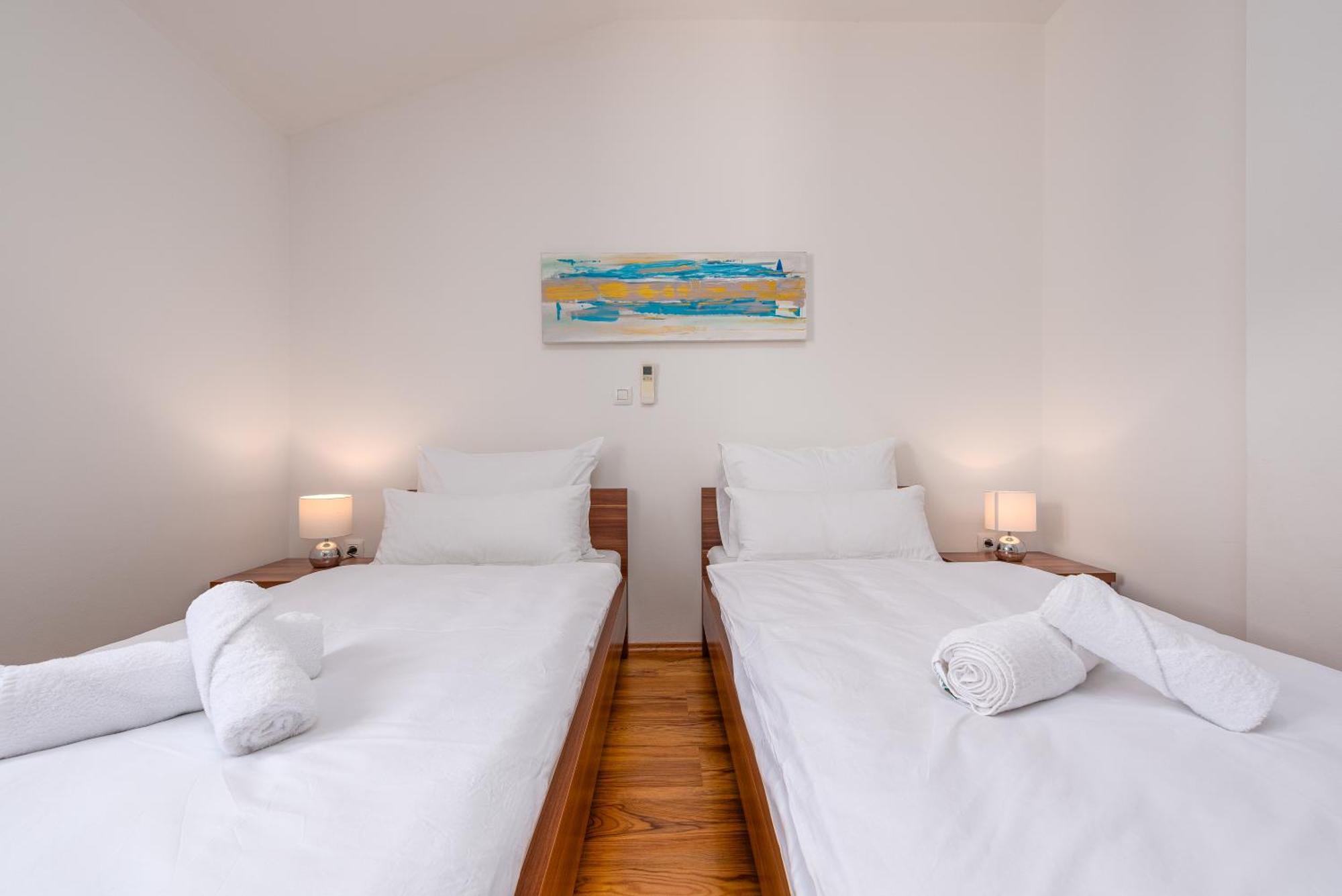 Apartments L&D بيوغْغاد نا موغو المظهر الخارجي الصورة