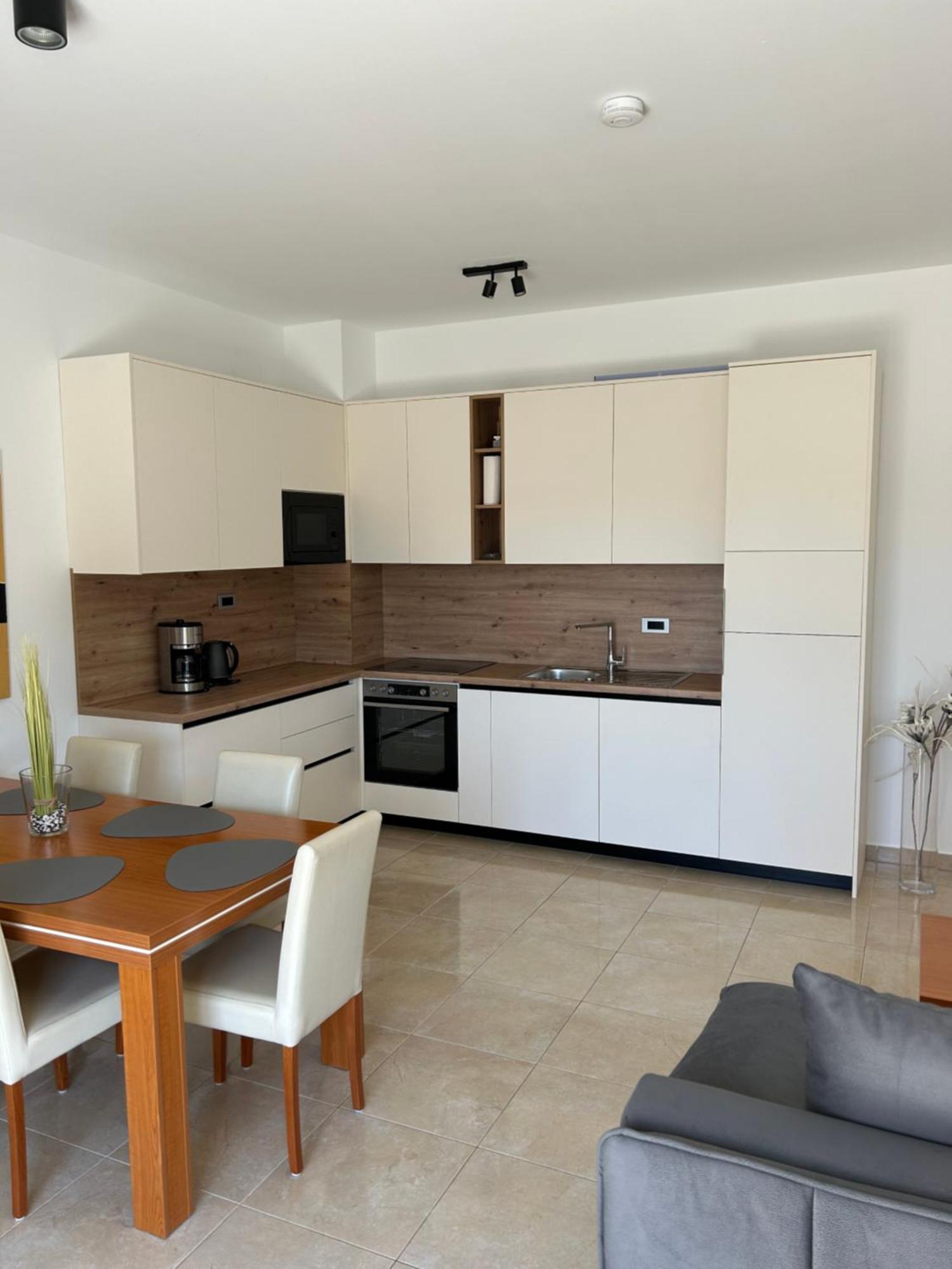 Apartments L&D بيوغْغاد نا موغو المظهر الخارجي الصورة